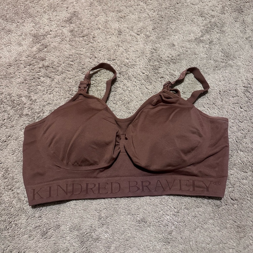 Kindred Bravely Brown Nursing Bra with Adjustable Clip Straps